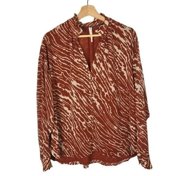 Anthropologie Cinnamon Red Brown Zebra Print Button Front Long Sleeve L - Picture 1 of 3